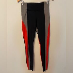 Athleta Crest Colorblock Tight Small